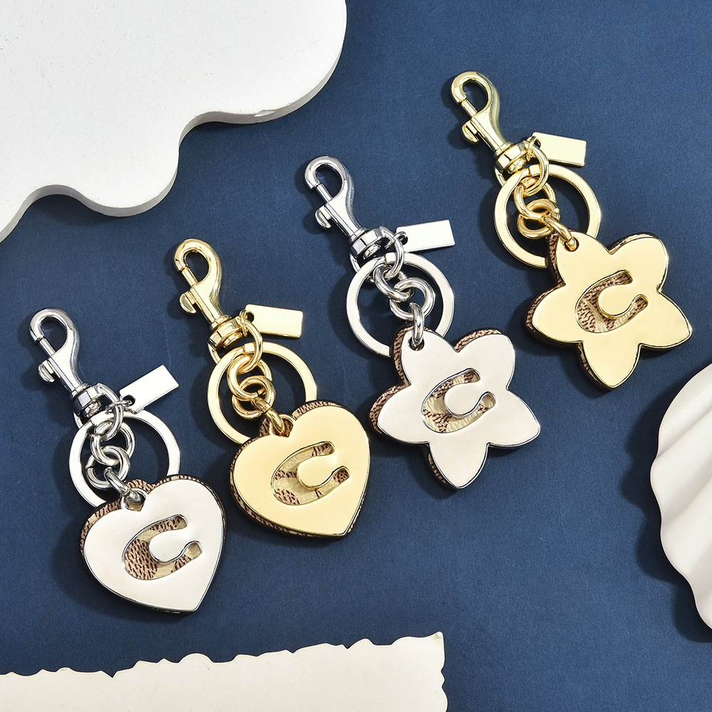 Monogram Keychain Leather - Chaveiro de Bolsa com Monograma Inicial