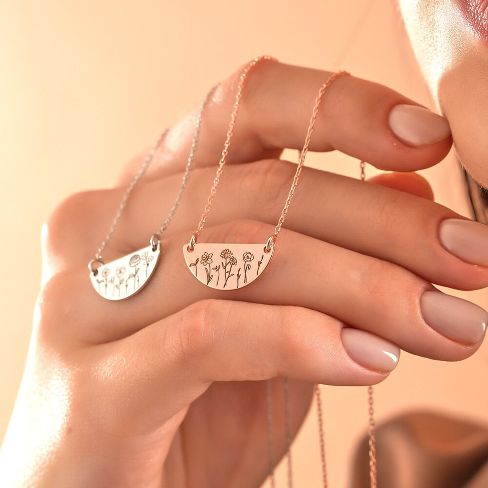Colar personalizado de flores  - Birth Flower Necklace avaliação e preço